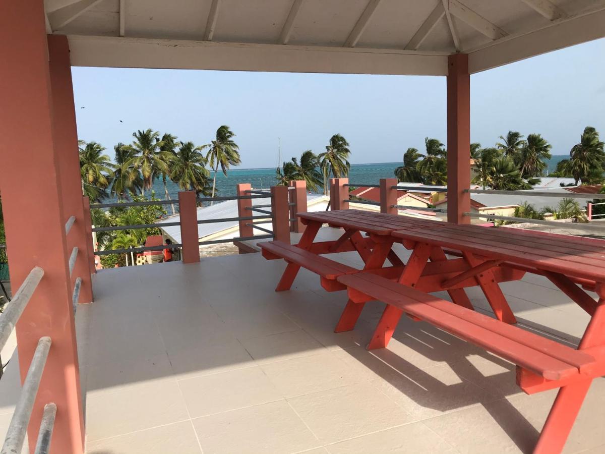 Tropical Paradise Express Caye Caulker Luaran gambar