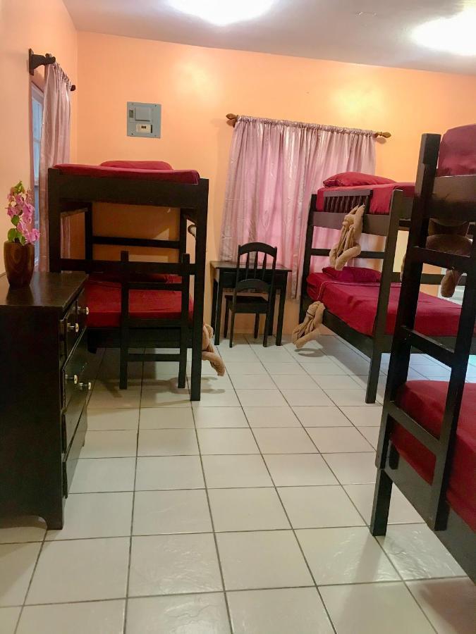 Tropical Paradise Express Caye Caulker Luaran gambar