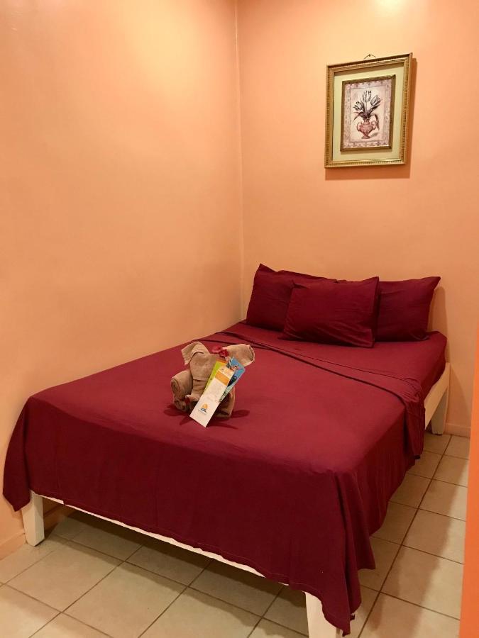 Tropical Paradise Express Caye Caulker Luaran gambar