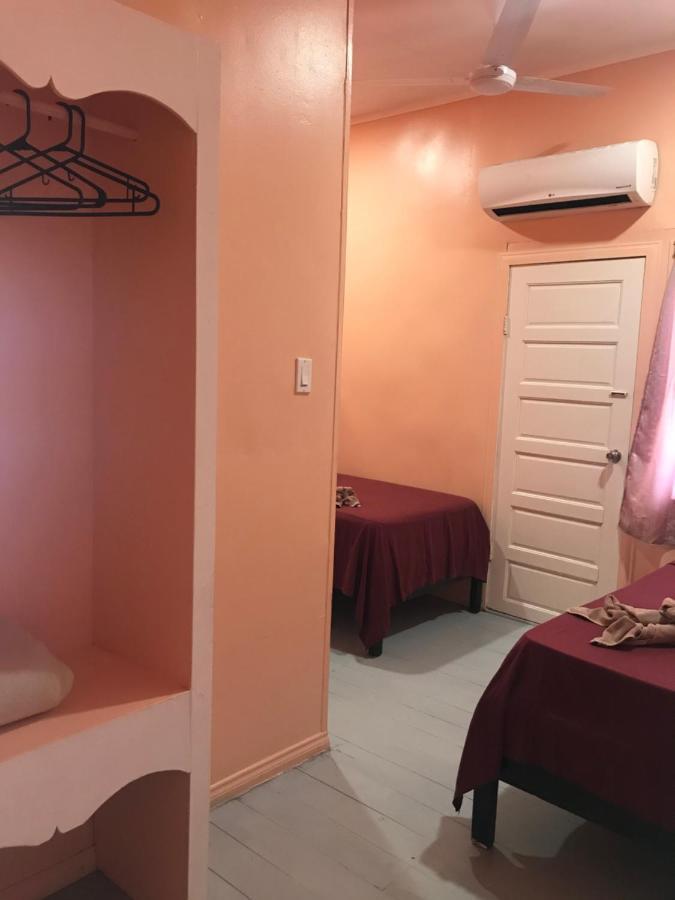 Tropical Paradise Express Caye Caulker Luaran gambar
