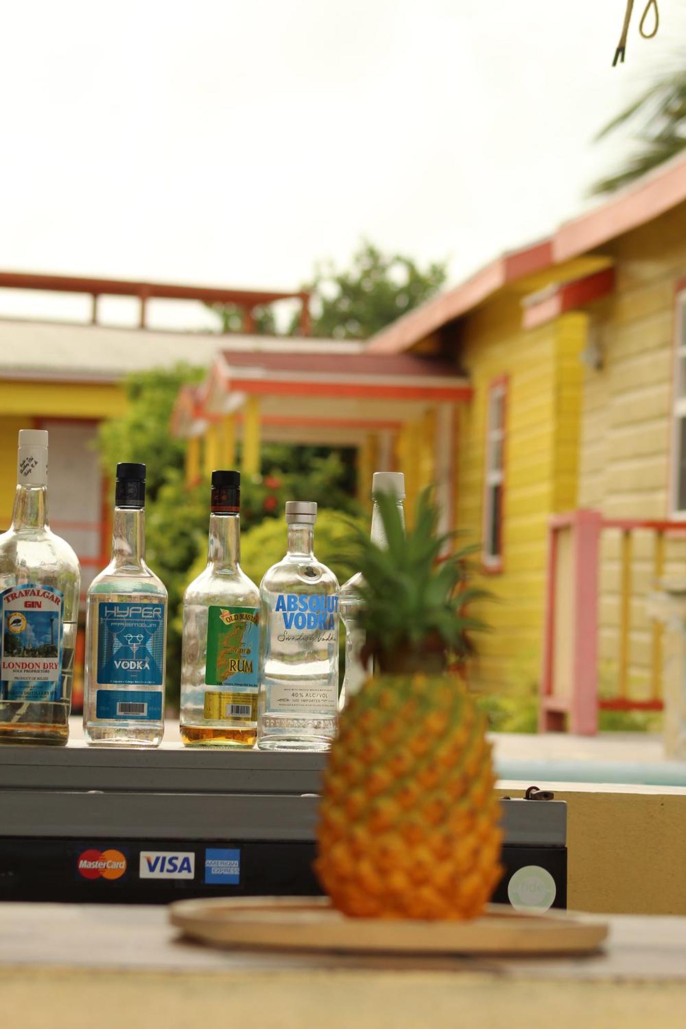 Tropical Paradise Express Caye Caulker Luaran gambar